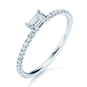 Verlobungsring Emerald Cut Platin Verlobungsringe.de